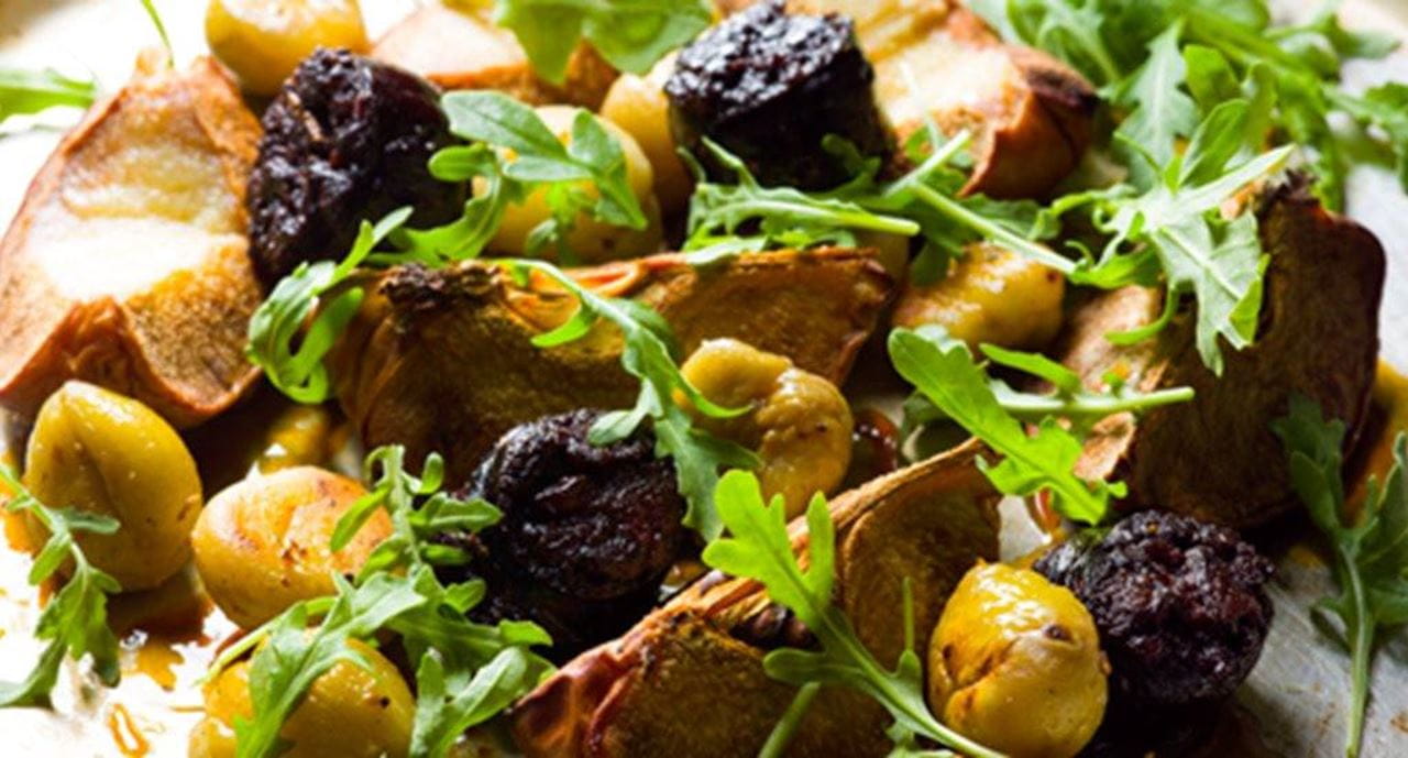 recipe image Marmelos com castanhas, rúcula e morcela crocante