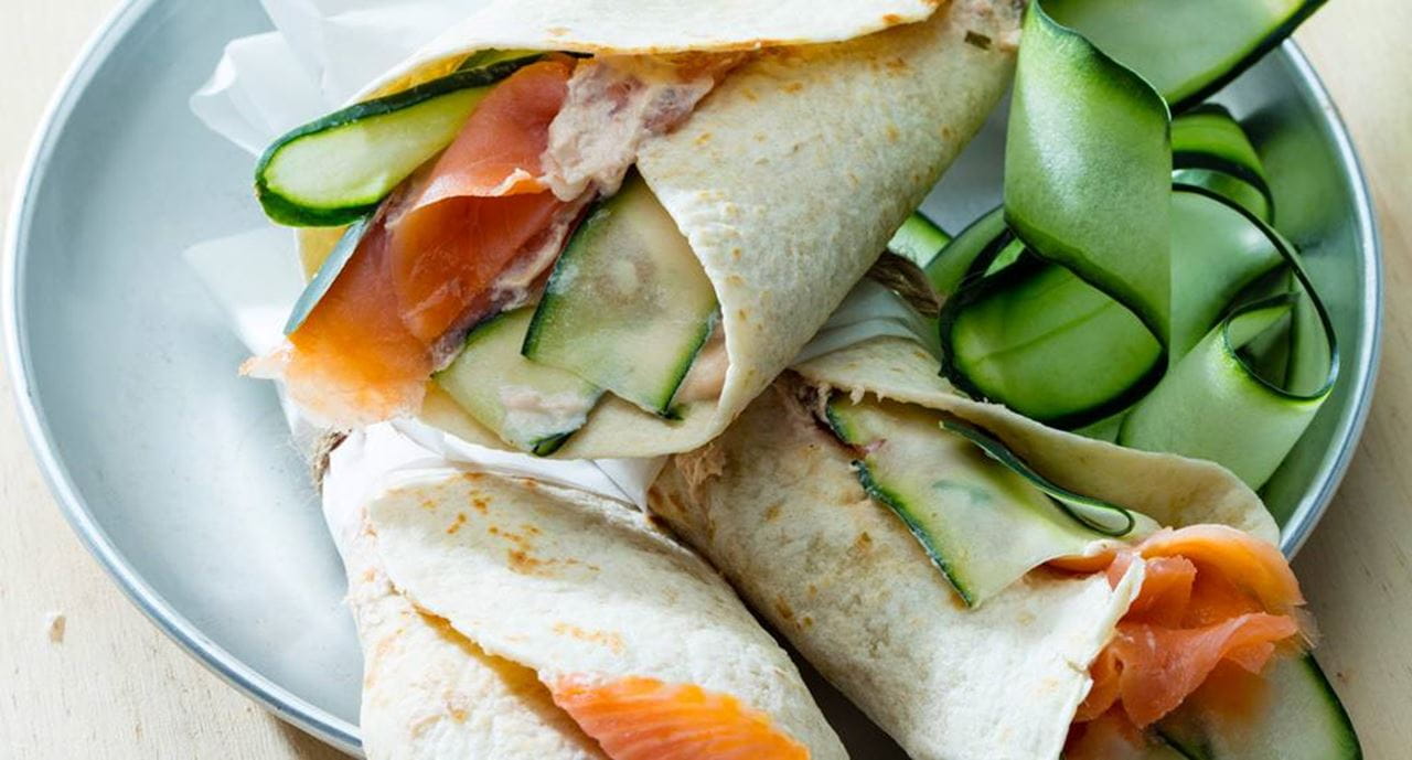 recipe image Wraps com Pepino e Mousse de Salmão