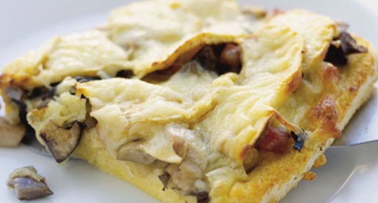 recipe image “Pizza”  fofa de cogumelos e fiambre