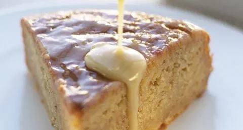 recipe image Bolo de figos secos com molho toffee