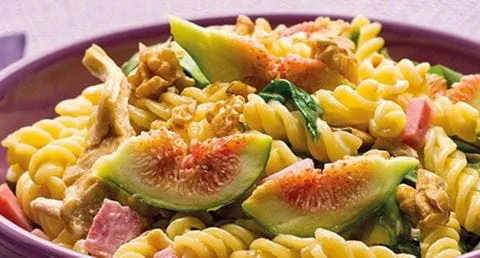 recipe image Fusili com fiambre, cogumelos e figos