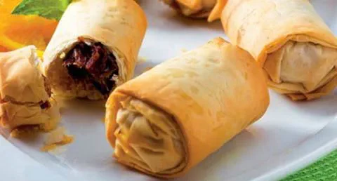 recipe image Pastéis de filo com recheio de amêndoa e tâmaras