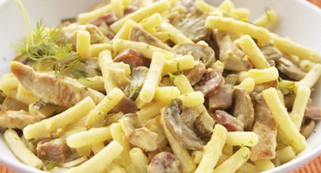 recipe image Macarronete com tiras de peru