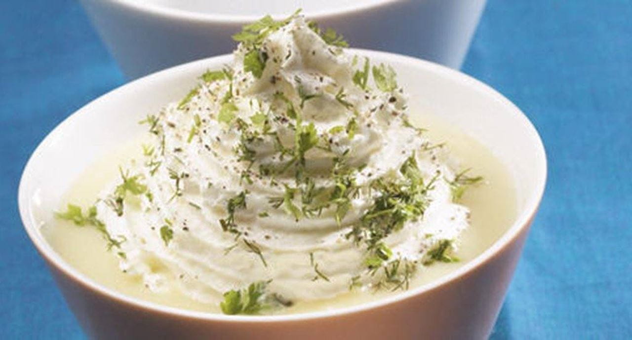 recipe image Creme Capuccino com  Ervas Aromáticas