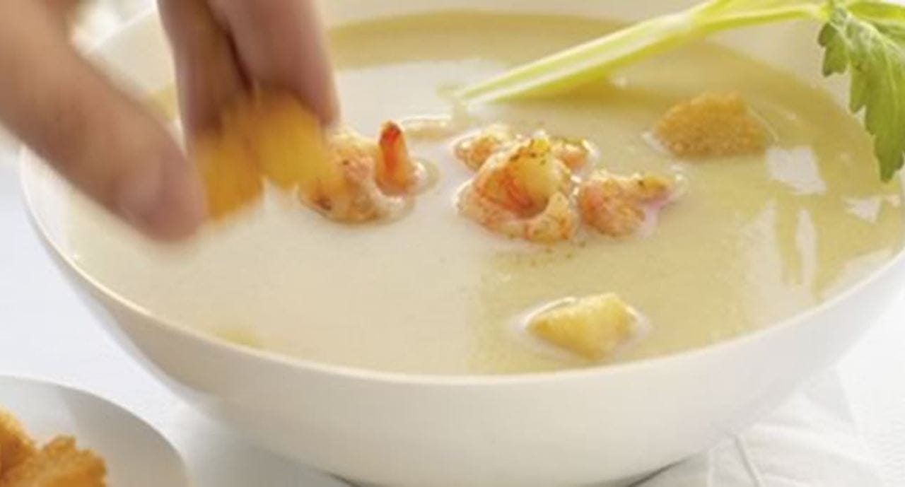 recipe image Creme de aipo e chuchu com camarão