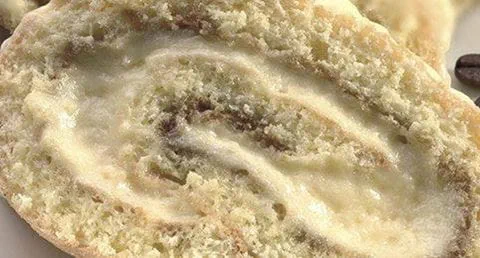 recipe image Torta com Recheio de Queijo Creme