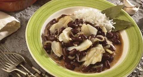 recipe image Feijão Guisado com Bacalhau Assado na Brasa