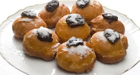 recipe image Mini bolas de Berlim com recheio de ameixa