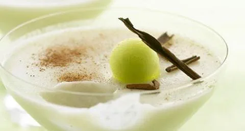 recipe image Creme de Meloa com Iogurte