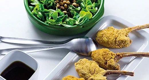 recipe image Costeletas de borrego em crosta de polenta