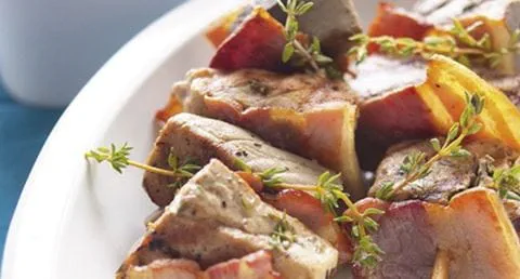 recipe image Espetadas de atum fresco com molho fresco de iogurte