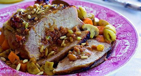 recipe image Perna de porco recheada no forno com abóbora e cogumelos