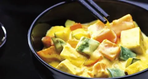 recipe image Caril de legumes com tofu
