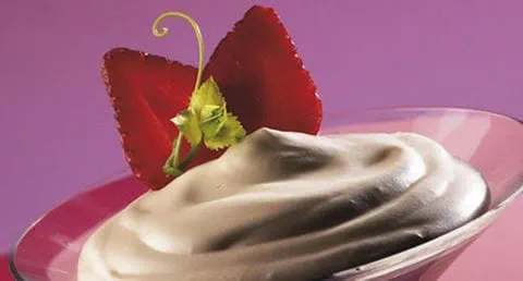 recipe image Bavarois de Morango e Maracujá