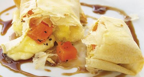 recipe image Trouxas brick com queijo brie e doce de abóbora