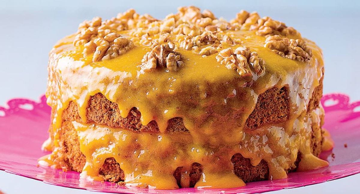 recipe image Bolo de Nozes com Creme de Ovos