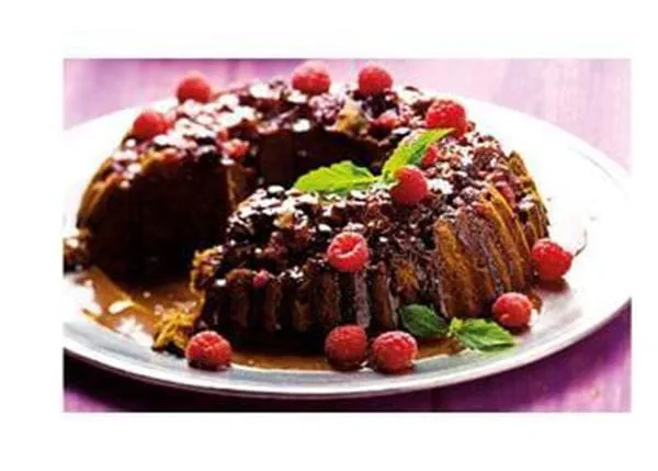 recipe image Bolo de Chocolate com frutos vermelhos