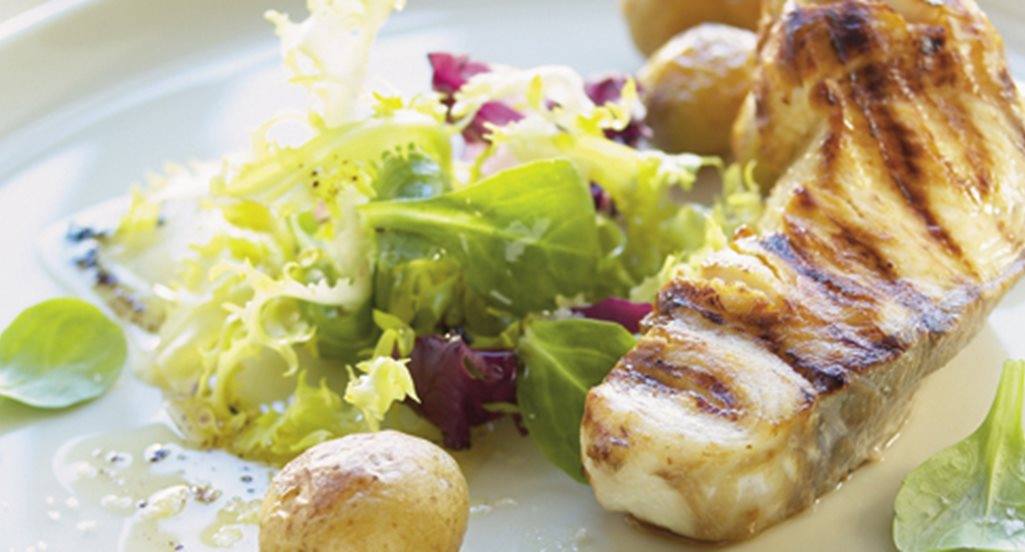 recipe image Tintureira com molho aromático de estragão