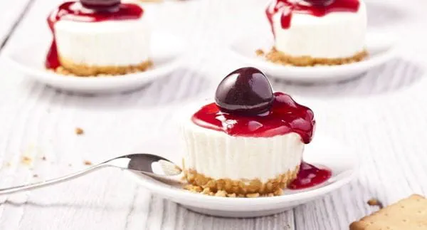 recipe image Mini-Cheesecakes de Cereja