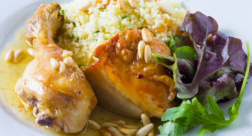 recipe image Frango fácil no forno com couscous
