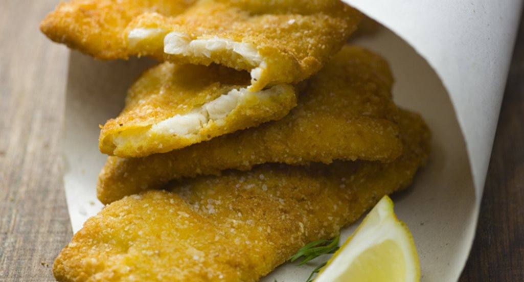recipe image Filetes de peixe espada preto com crosta de amêndoa
