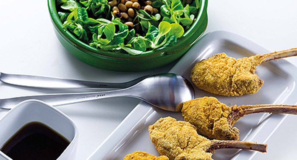 recipe image Costeletas de borrego em crosta de polenta